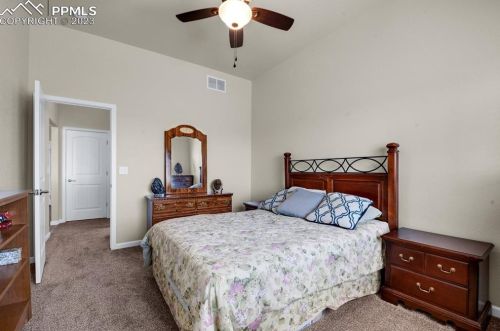 371 Desert Cove Dr, Pueblo CO  81007-2500 exterior