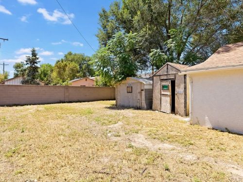 2210 Jones Ave, Pueblo CO  81004-2757 exterior