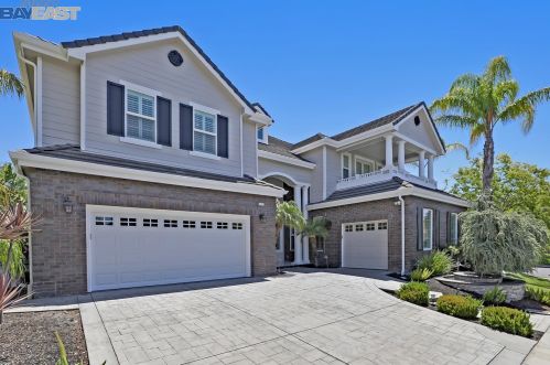 5859 Turnberry Dr, Pleasanton, CA 94568-7472