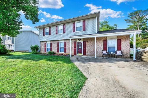 924 Winterhaven Dr, Gambrills, MD 21054-1211