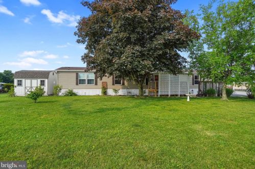129 Kelly Cir, York, PA 17402-8660