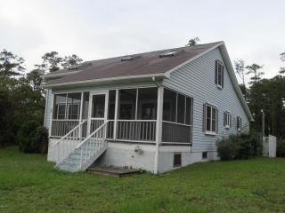 190 Stacy Loop Rd, Sealevel, NC 28581-9622