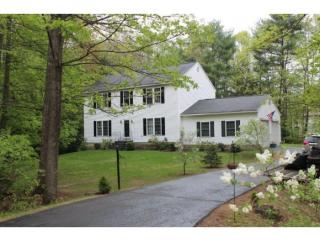 36 Meadow Ln, Rochester, NH 03867-5017