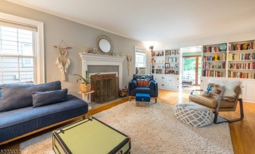 30 Berkshire Rd, Maplewood, NJ 07040-1430