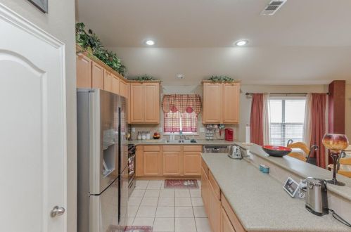 1268 Mountain Air Trl, Fort Worth TX  76131-5445 exterior