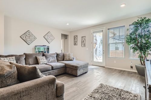 6084 Orleans St, Denver CO  80019-3502 exterior