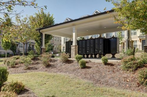 255 Franklin Rd, Atlanta GA  30342-2602 exterior