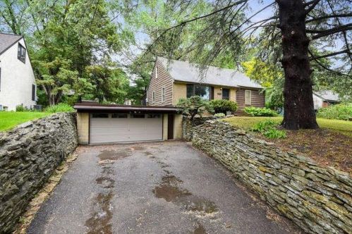 2748 Churchill St, Saint Paul MN  55113-2045 exterior