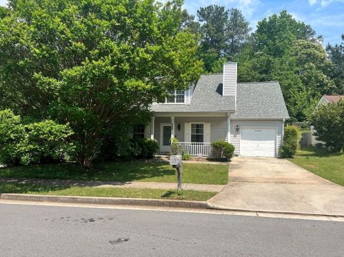 6664 Saganaw Dr, Rex GA 30273-2227 exterior