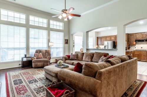 8024 Ocean Dr, Fort Worth TX  76123-1895 exterior