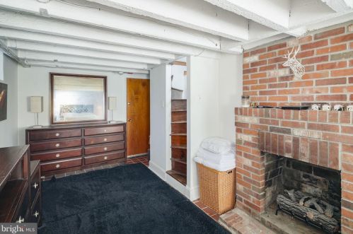 1336 Lombard St, Philadelphia PA  19147-1004 exterior