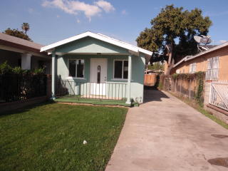 127 111th Pl, Los Angeles, CA 90061-2535