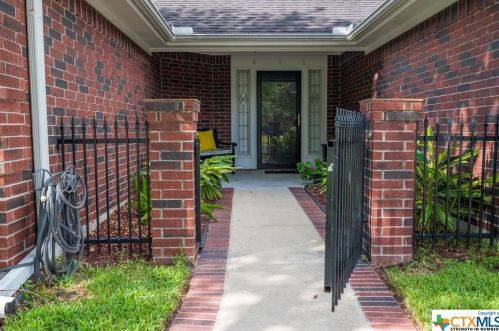313 Vista Cv, Victoria, TX 77904-1337