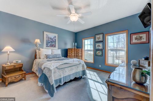 493 Holly Ln, Saint Paul MN  55128-7091 exterior