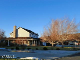410 98th Ave, Yakima, WA 98908-9125