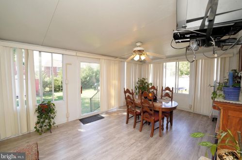 117 Jeremiah Ave, Trenton NJ 08610-6537 exterior