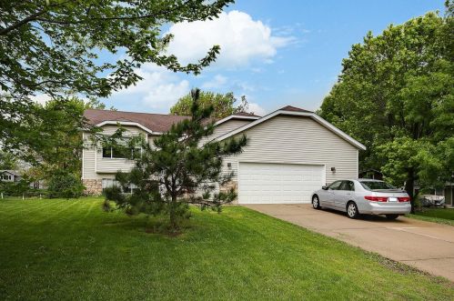 1980 Heath Ave, Saint Paul MN  55128-5206 exterior