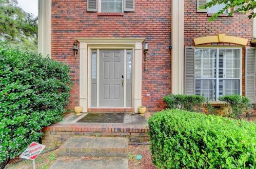 2140 Fairway View Ln, Duluth, GA 30096-7213