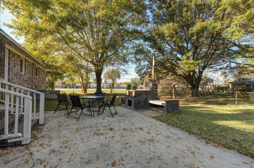 101 Claudia Dr, Ladson SC  29456-5455 exterior