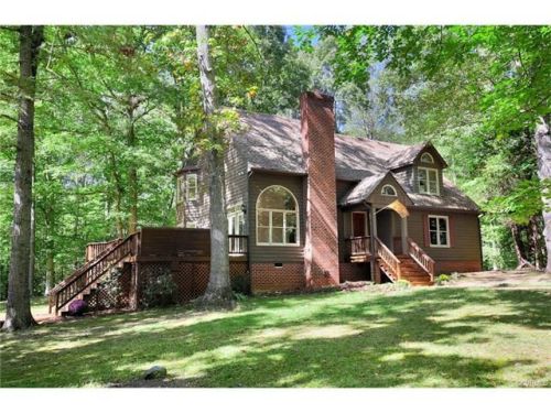 4071 Foxrun Rd, Powhatan, VA 23139-4833