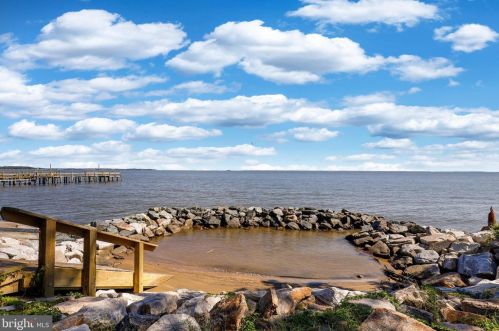 4722 Girton Ave, Shady Side MD 20764-9602 exterior