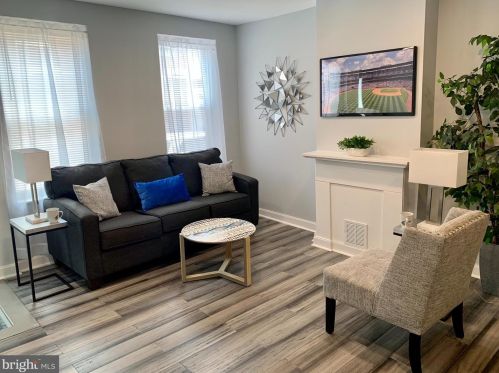 1160 Cleveland St, Philadelphia PA  19146-2910 exterior