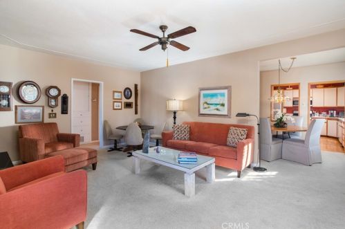 1826 10th St, Manhattan Beach, CA 90266-6208