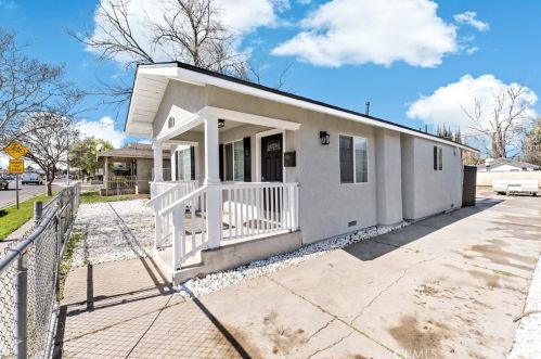 1115 Shields Ave, Fresno, CA 93705-3936