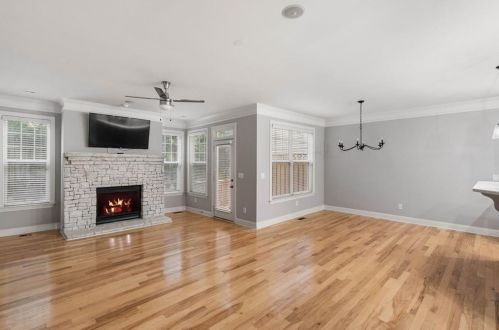 2128 Cobblestone Cir, Atlanta, GA 30319-4913
