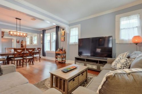 1085 Metropolitan Pkwy, Atlanta GA  30310-3437 exterior