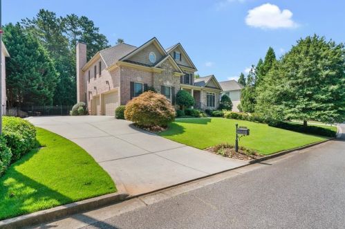 2182 Waldrop Rd, Marietta, GA 30066-4233