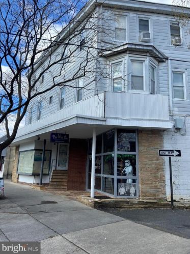 19 Park Ave, Camden NJ  08107-1032 exterior