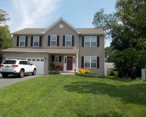 486 Walker Ave, Trenton, NJ 08628-2818