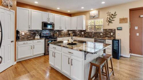 7294 Kellerman Way, Aurora CO 80016-2165 exterior