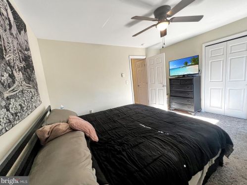 37 Talcon Ct, Charles Town WV  25414-5800 exterior