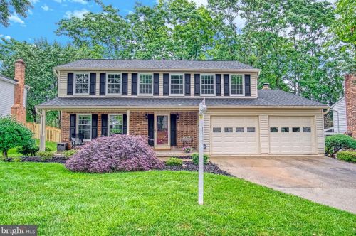 9456 Onion Patch Dr, Springfield VA  22015-4511 exterior