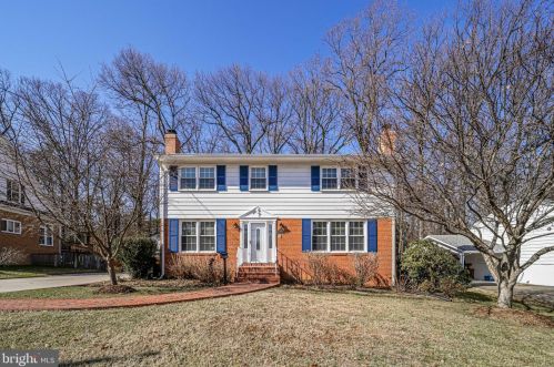 6208 Wayles St, Springfield, VA 22150-1225