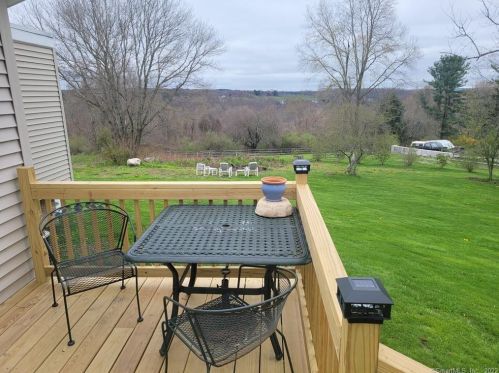152 Todd Hill Rd, Bethlehem, CT 06751-1021