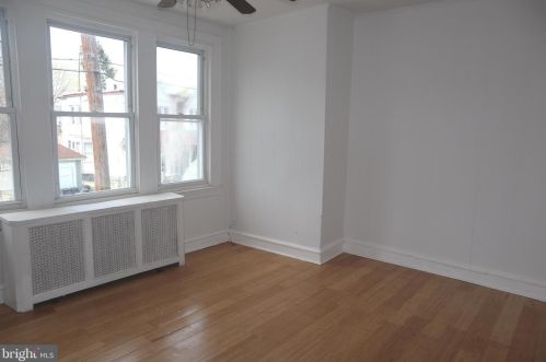 5607 American St, Philadelphia PA  19120-2325 exterior