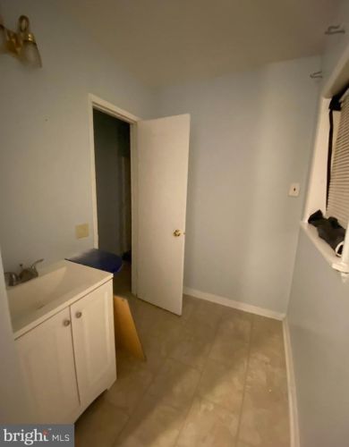 349 Halltown Rd, Harpers Ferry WV 25425-3119 exterior