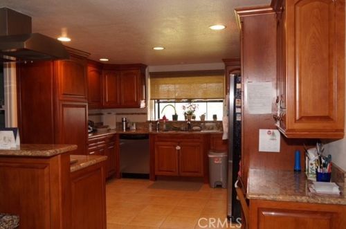 1433 San Antonio Ave, Upland CA 91786-2753 exterior