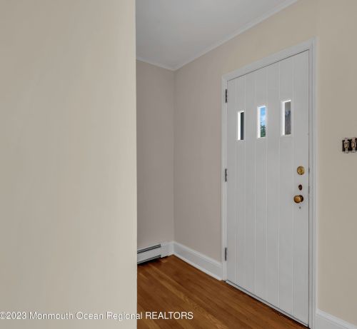 232 Cold Indian Spg Rd, Tinton Falls NJ 07712-3224 exterior