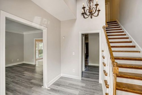 14 Forest Ridge Ct, Atlanta GA  30350-1802 exterior