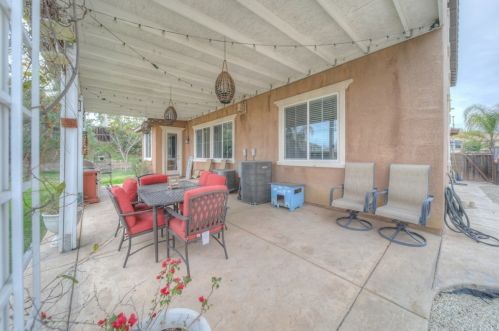 9380 Dauchy Ave, Riverside CA  92508-9213 exterior