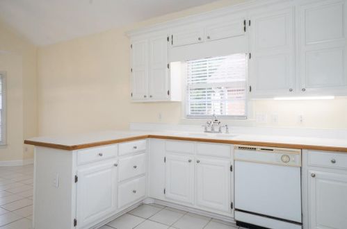 4621 Driftwater Rd, Duluth GA  30096-6284 exterior