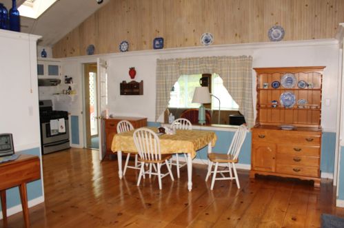 88 Stoneham Rd, Wakefield, NH 03872-4018