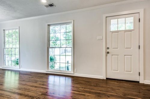 3870 Davila Dr, Dallas TX  75220-3710 exterior