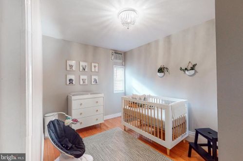 1318 Jackson St, Philadelphia PA  19148-2931 exterior