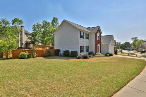 62 Rockridge Dr, Newnan, GA 30265-6041