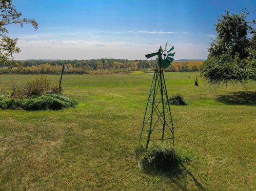 7305 Roscoe Rd, Brainerd, MN 56401-8382